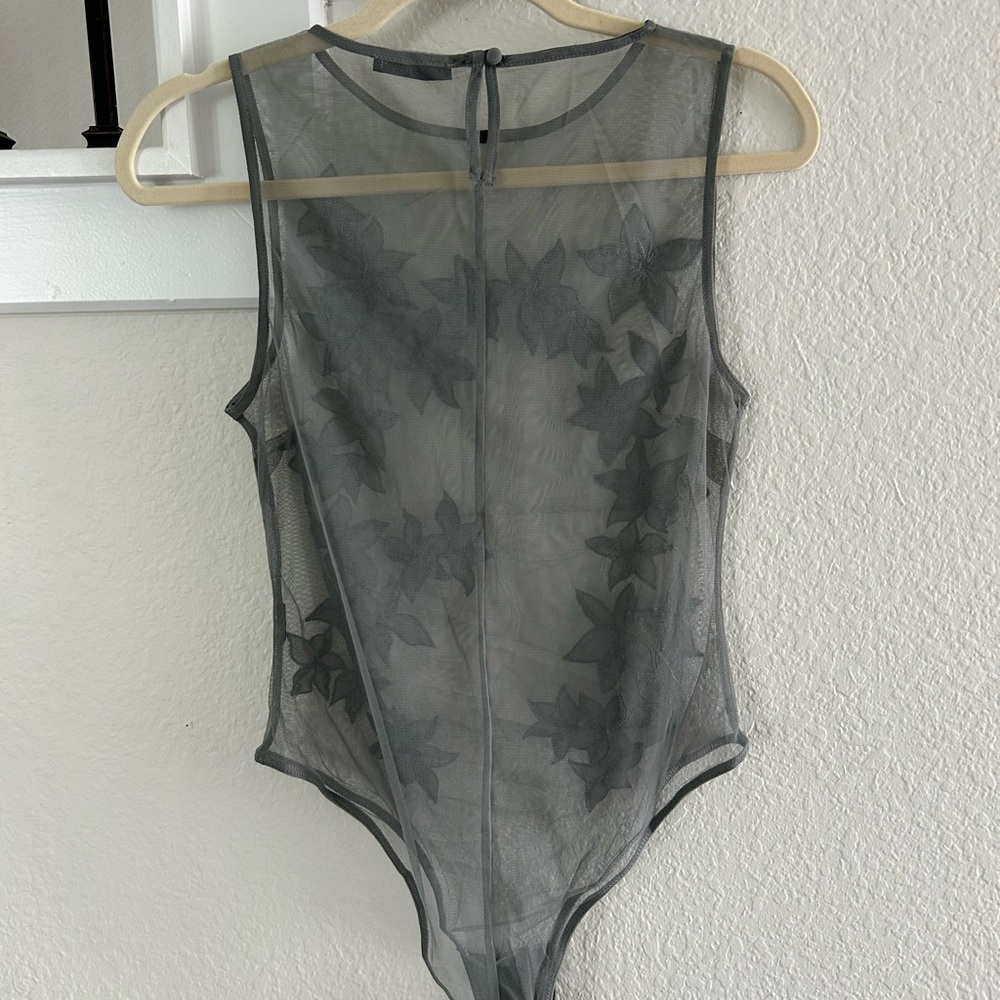 NWOT, Zara embroidered mesh bodysuit, floral blue/grey, Size M - Picture 4 of 7